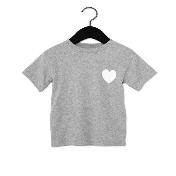 Adult unisex loves dog tolerates people - Picture 2 of 2